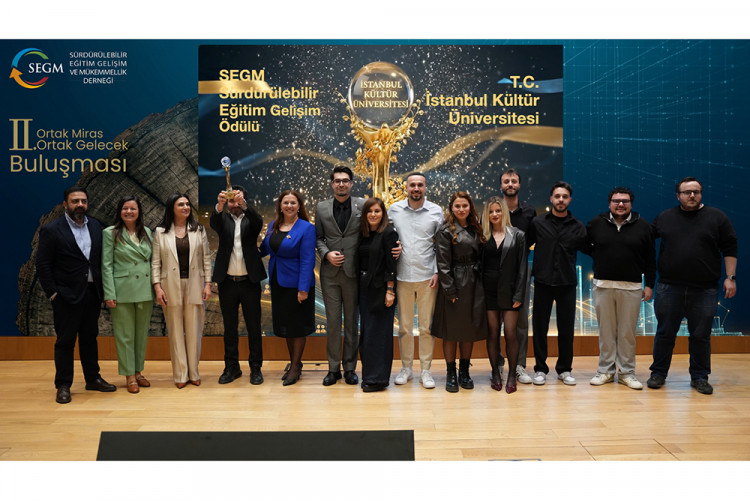 SEGM'den İKÜ PUMA'ya Büyük Ödül: Sürdürülebilir Eğitim Gelişim Başarısı Zirvede!